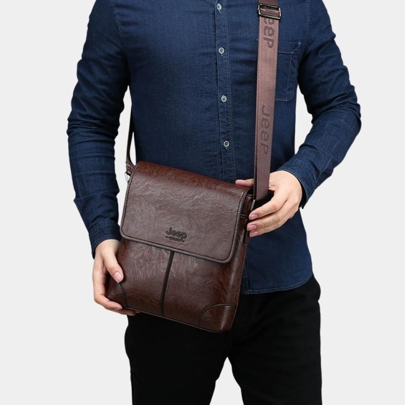 Bolsa JEEP Masculina Transversal de Couro Legítimo - Crossbody Bag