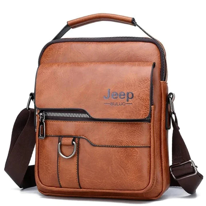 Mochila Masculina De Couro Legítimo - Jeep Style